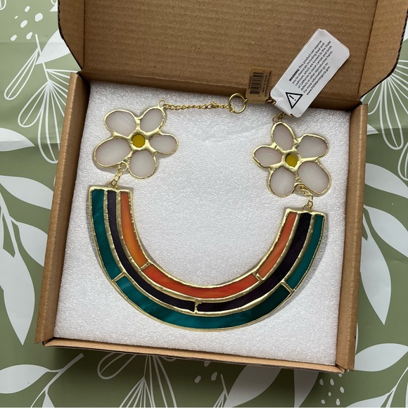 Natural Life - Stained Glass Window Hanging - Daisy Rainbow Smiley Face - Picture 3 of 5